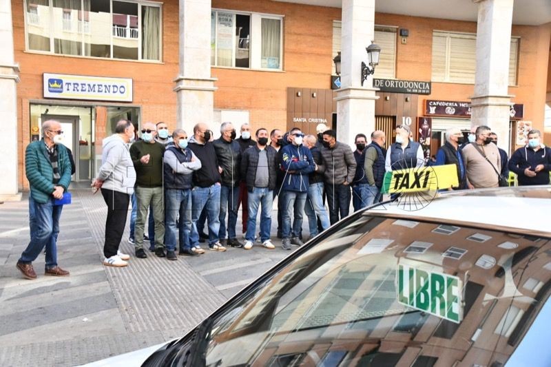 concentracion-incendio-taxi-barriada-postigo-004