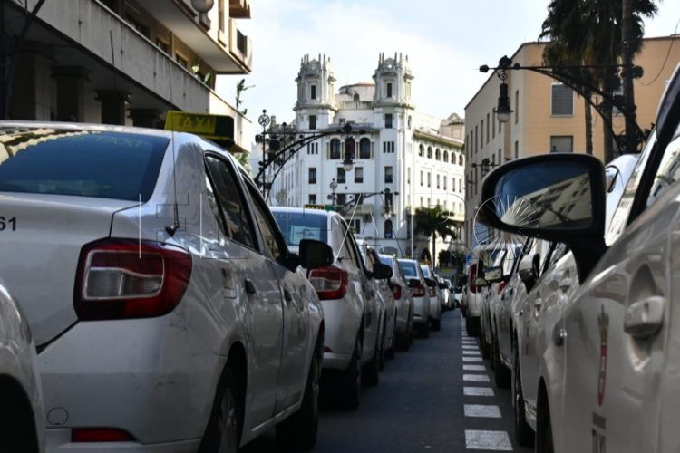 concentracion-incendio-taxi-barriada-postigo-005