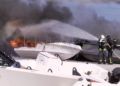 fuego-bomberos-lanchas-puerto-007