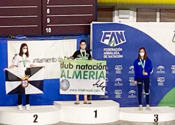lara-gallardo-natacion