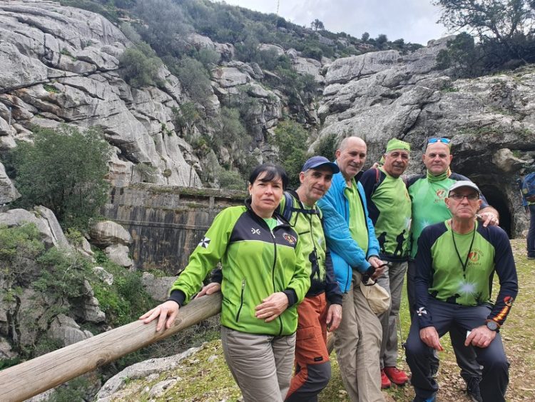 club-senderismo-manada-ruta-buitreras-014