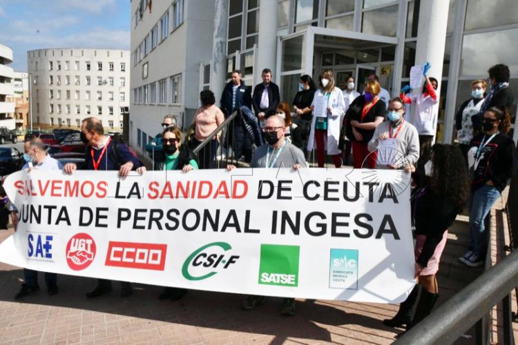 concentracion-sanitarios-centro-salud-recinto-007