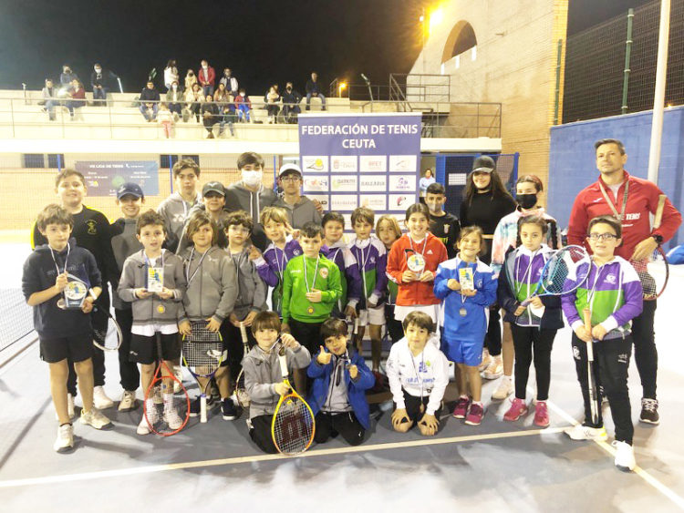 finaliza-torneo-ct-ceuta-centenar-jugadores-006