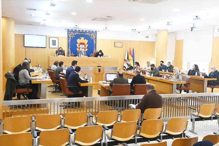 pleno-medallas-escudos