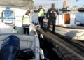 policia-nacional-inmigrantes-embarcaciones-recreo-002