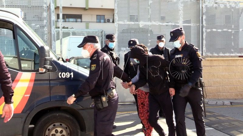detenidos-disparos-jefatura-policia-nacional-002