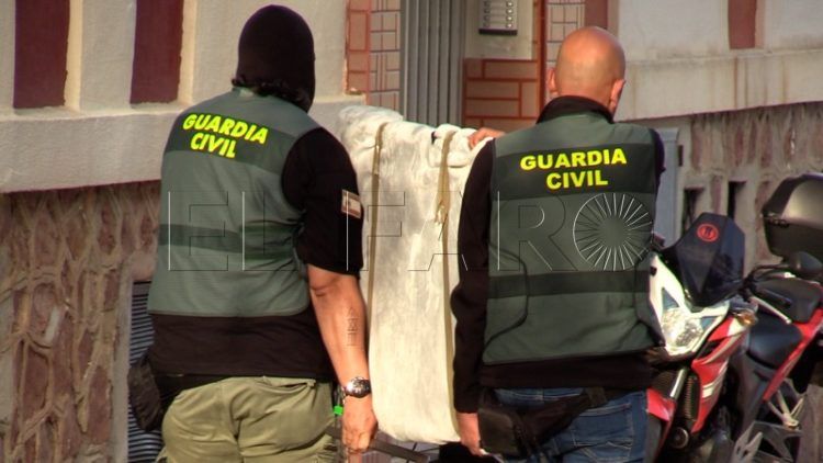 guardia-civil-registros-mixto-007