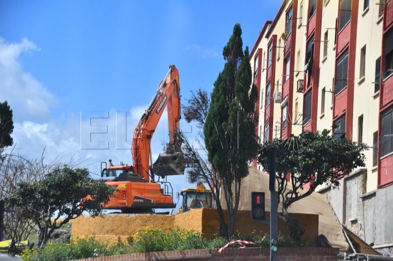 obras-escalera-calle-san-juan-de-dios-001