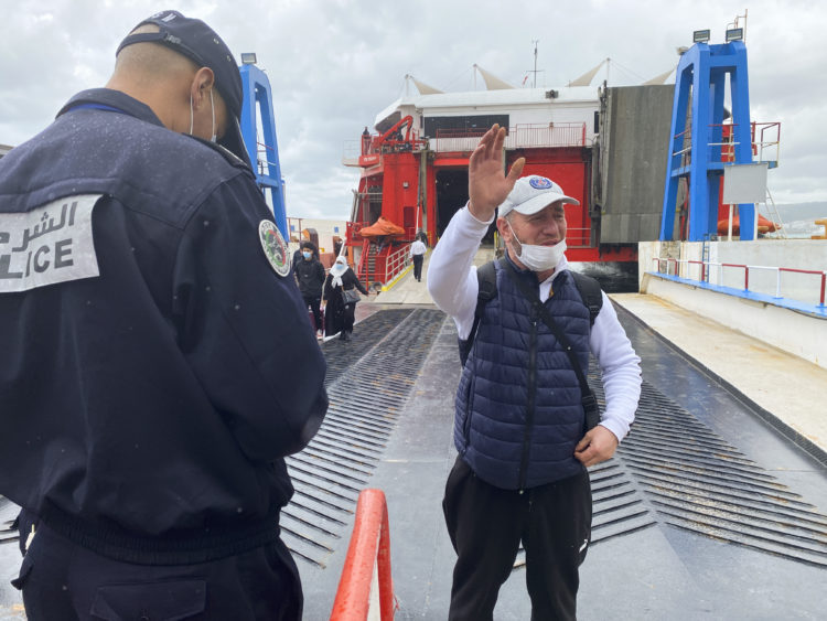 pasajero-barco-tanger