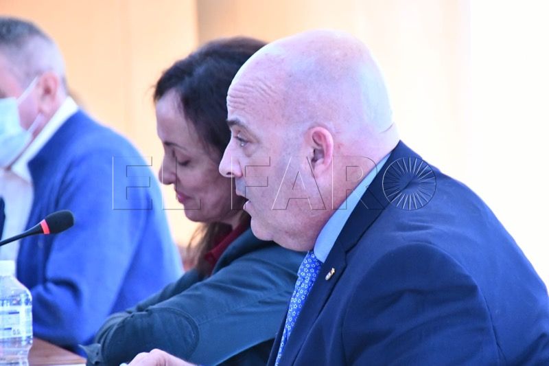 vazquez-soto-rodriguez-ruiz-no-adscritos-pleno-002