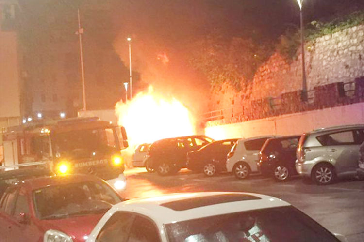 bomberos-incendio-poligono
