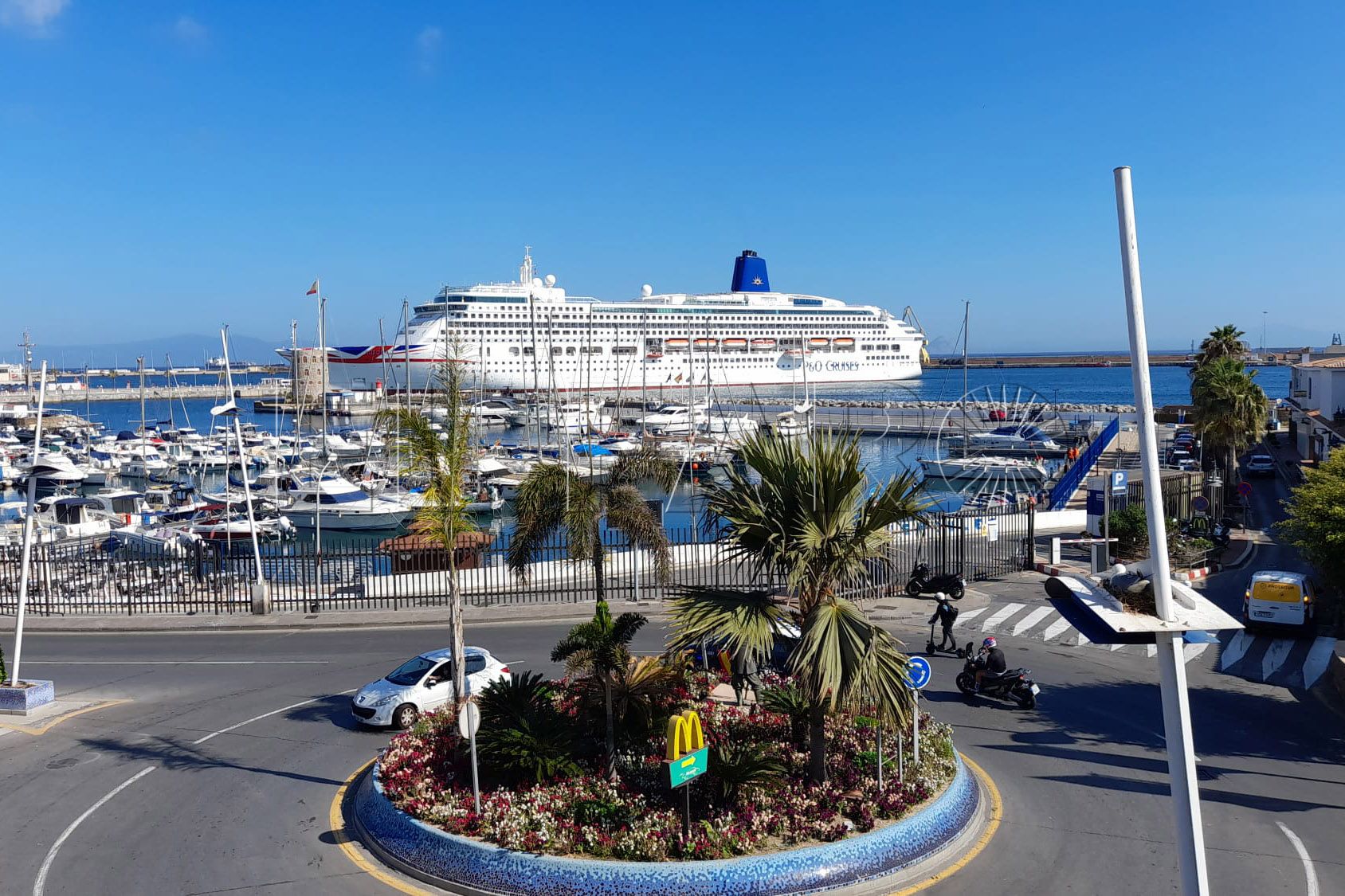 crucero-aurora (2)