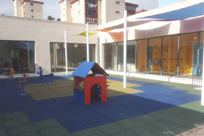 guarderia-militares-cornetin-005