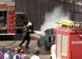 incendio-coche-puerto-deportivo-008