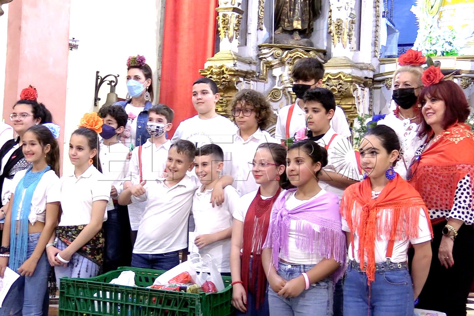 ofrenda floral y donacion alimentos beatriz de silva remedios (15)