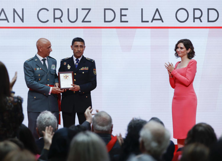 reconocimiento-medalla-madrid-guardia-civil-policia-nacional