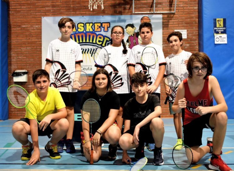 Toneo-clausura-badminton-008