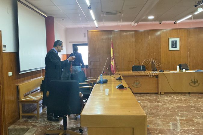 absuelto-docente-juicio-agresion-sexual-ramon-cajal-007