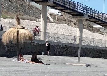 acceso-playa-tarajal