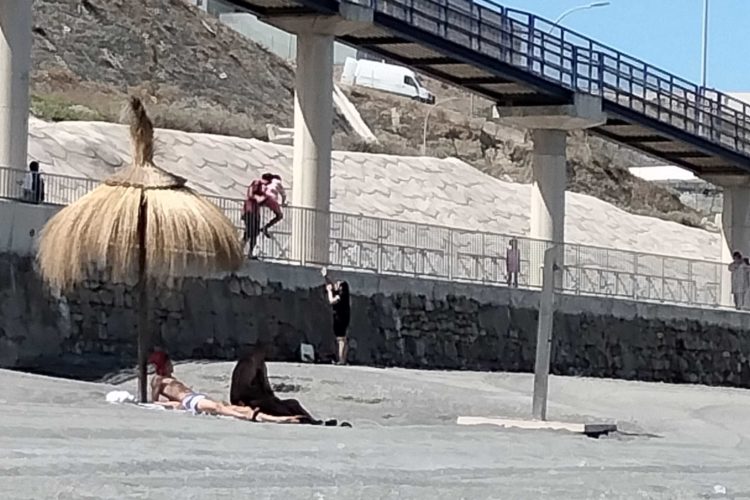 acceso-playa-tarajal