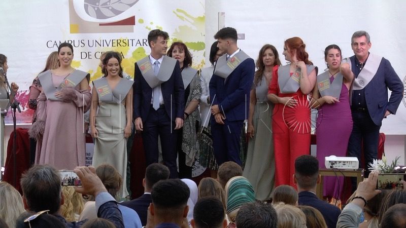 graduacion-enfermeria-campus-universidad-001
