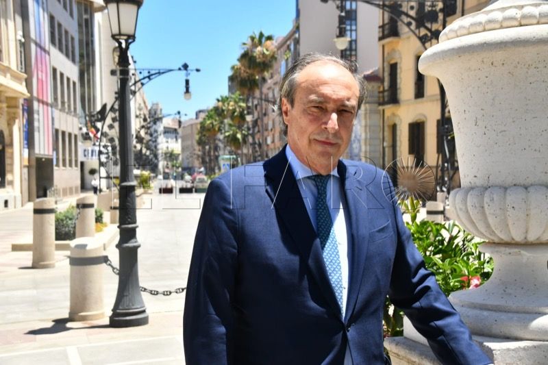 secretario-general-ceoe-visita-ceuta-002