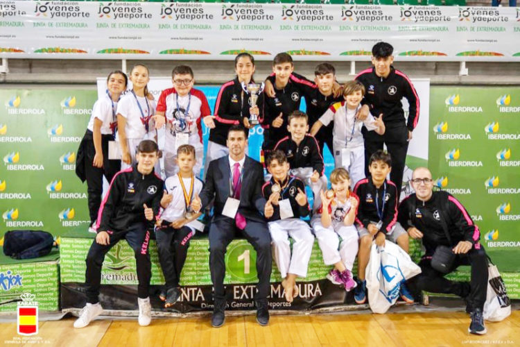 sepai-campeon-nacional-infantil-karate-equipos-005