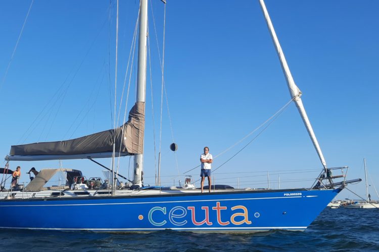 Embarcación CEUTA