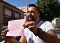 vecinos-coches-multados-barrio-latas-005