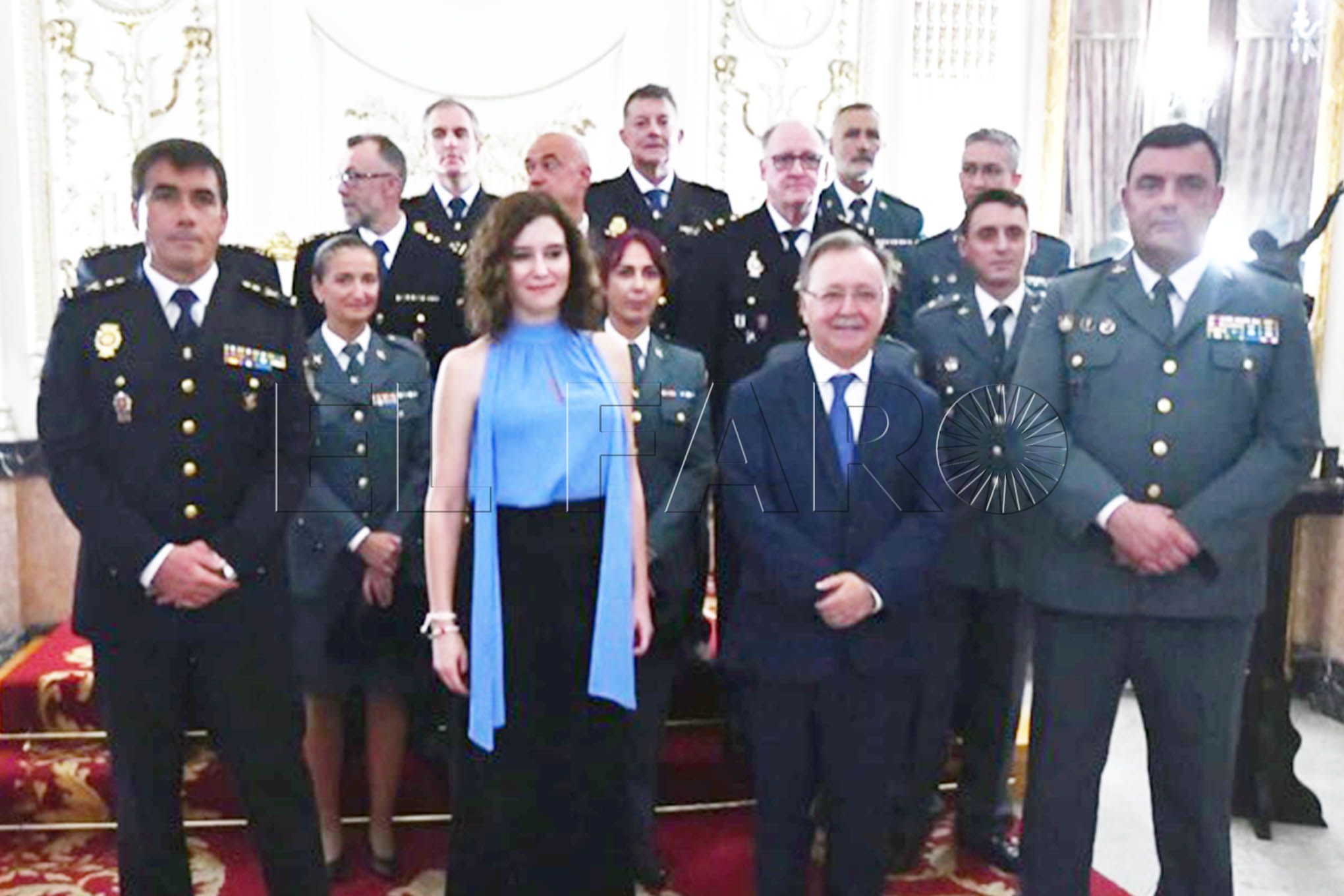 ayuso-entrega-premio-guardia-civil-policia-nacional-019-portada