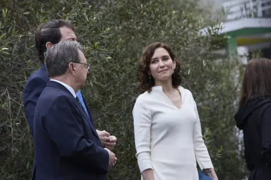 ayuso-juan-vivas