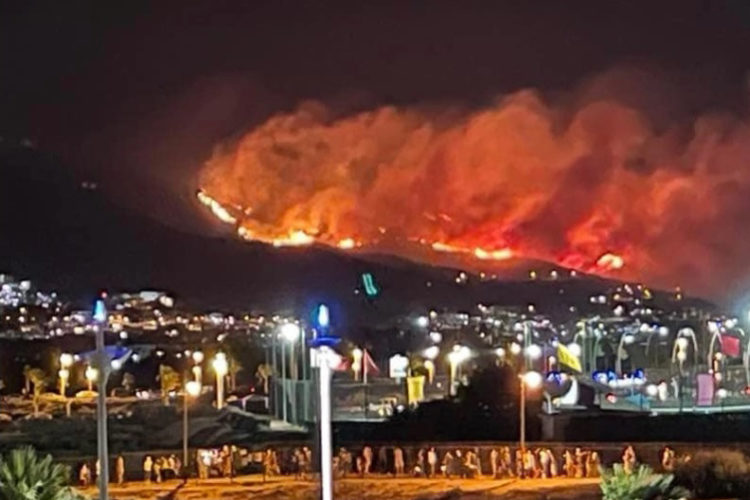 incendio-cabo-negro