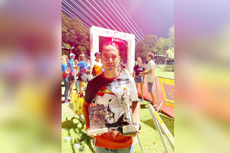 adrian-paramo-campeon-medio-ironman-sevilla-2