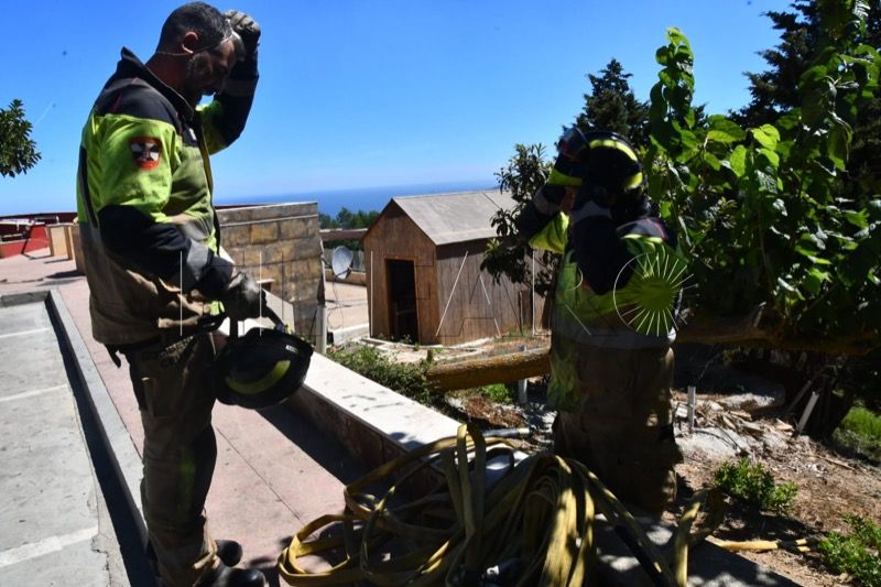 bomberos-incendio-monte-garcia-aldave-023