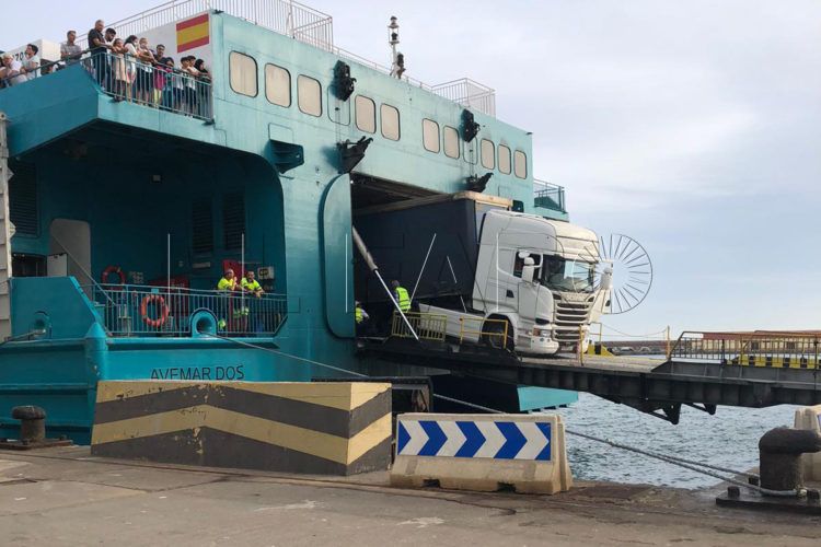 camion-barco-balearia
