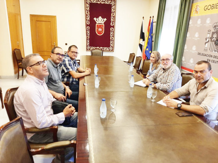 delegacion-gobierno-taxistas-002