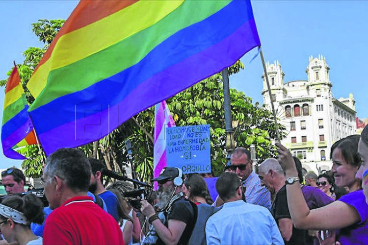 diversidad-orgullo-lgtbi-003