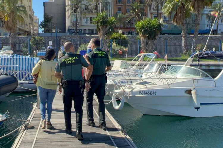 guardia-civil-puerto-deportivo