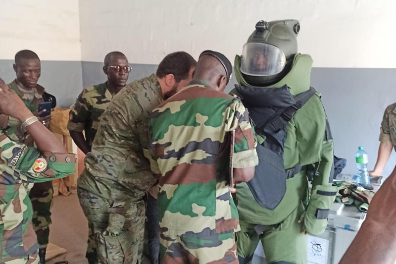 ring-7-militares-senegal-002