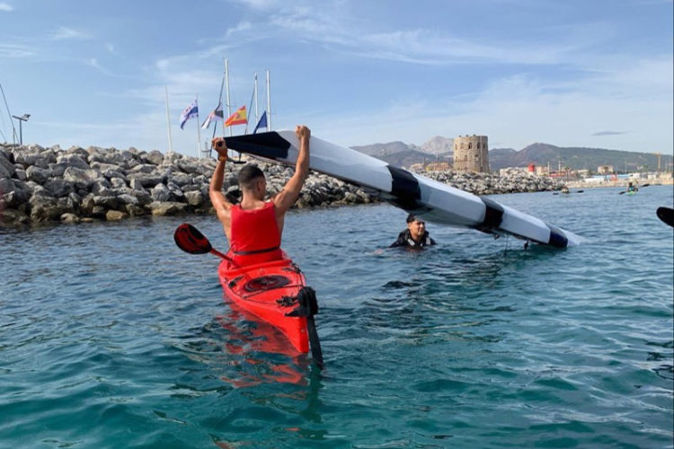 alumnos-clara-campomor-tecnicas-rescate-kayak-002