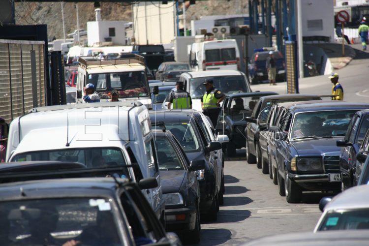 frontera-tarajal-coches