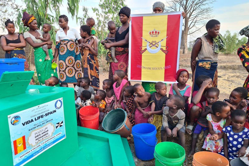 homenaje-pozo-regulares-malawi-dris-amar-003