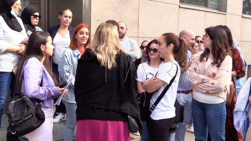 manifestacion-profesores-educacion-infantil-plan-empleo-008