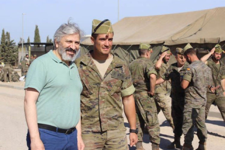 nayim-visita-militares-zaragoza-002