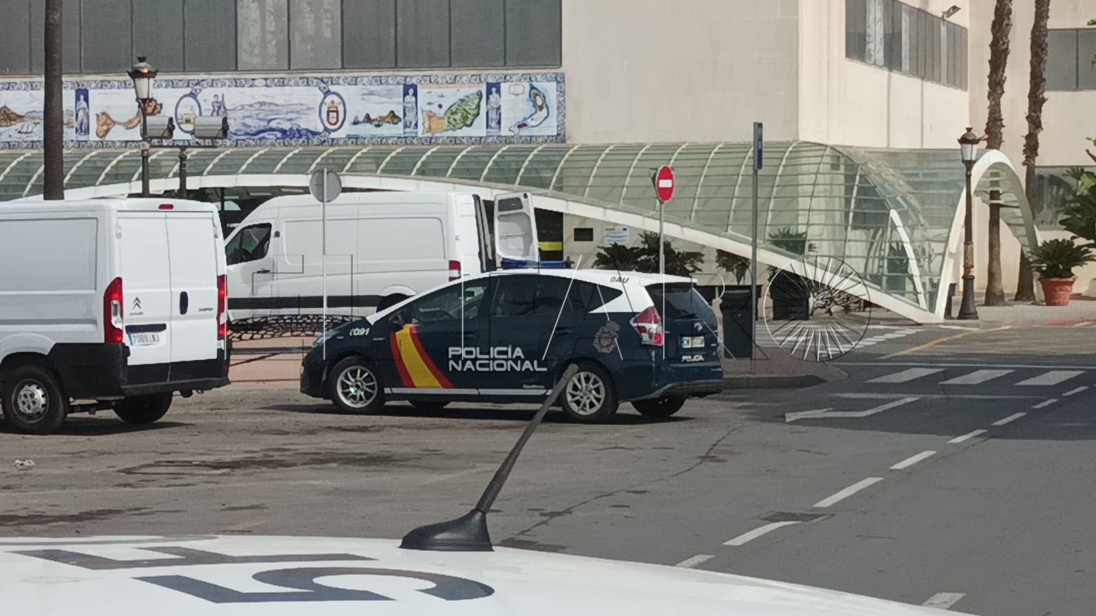 policia-maleta-sospechosa