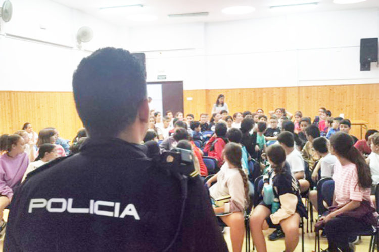 policia-nacional-lope-vega-001