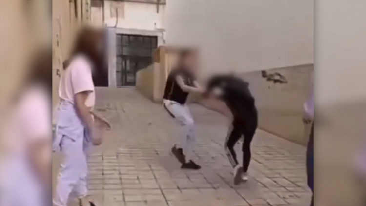 agresion-menores-revellin