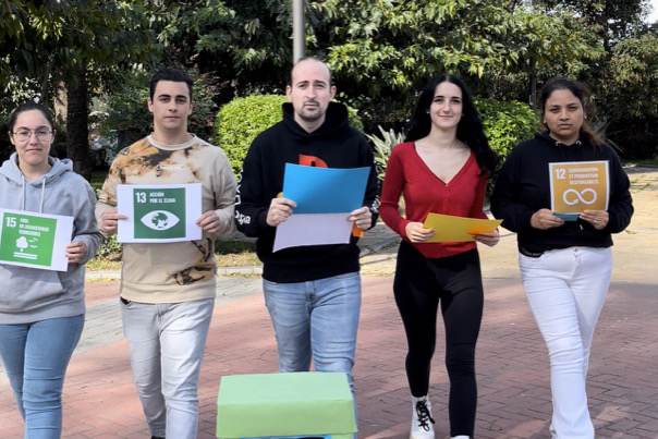 alumnos-cifp-asamblea-medio-ambiente-002