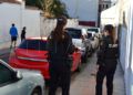 coches-cristales-rotos-calle-brull-policia-008