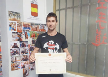 cristobal-mateo-certificado-internacional-karate